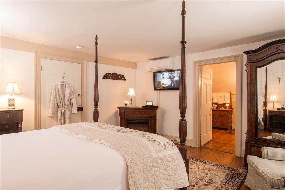 Caldwell House Bed And Breakfast Salisbury Mills Bagian luar foto