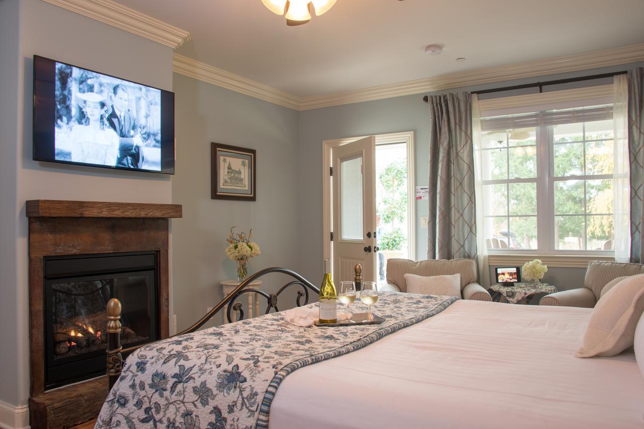 Caldwell House Bed And Breakfast Salisbury Mills Bagian luar foto