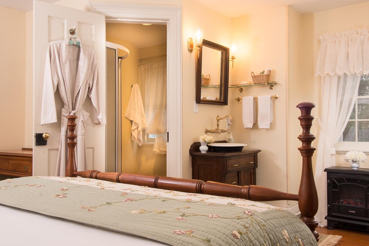 Caldwell House Bed And Breakfast Salisbury Mills Bagian luar foto
