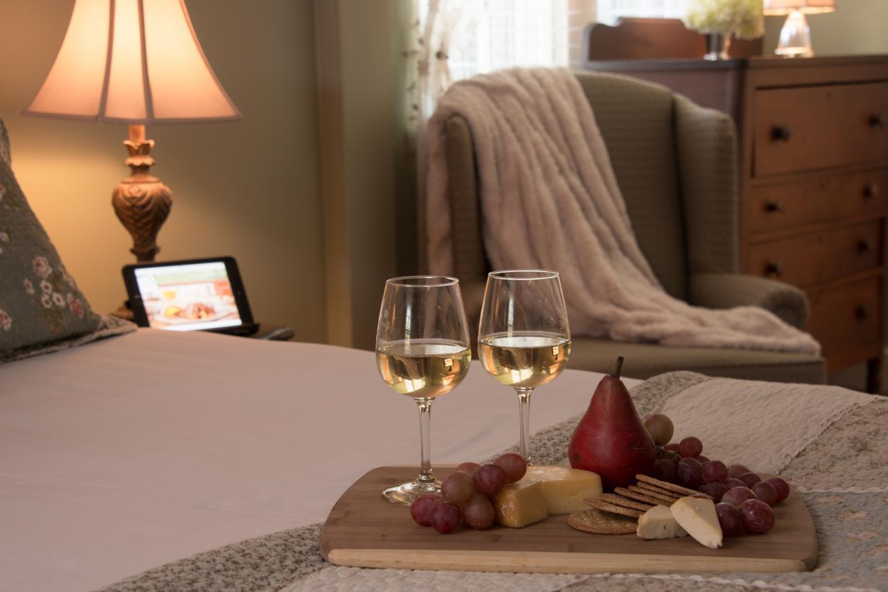 Caldwell House Bed And Breakfast Salisbury Mills Bagian luar foto