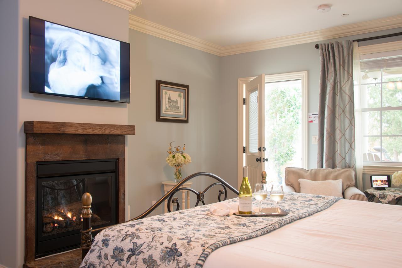 Caldwell House Bed And Breakfast Salisbury Mills Bagian luar foto