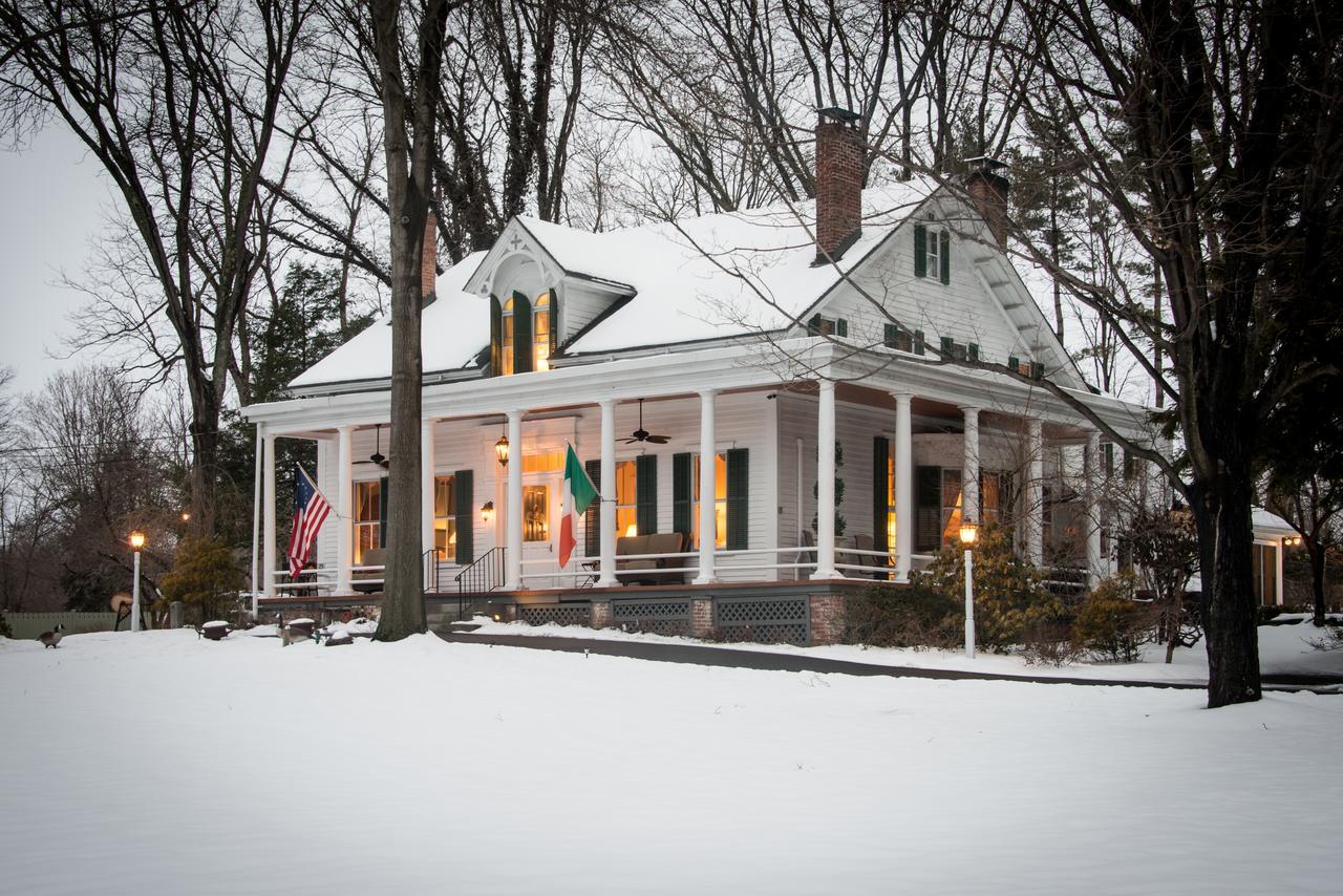 Caldwell House Bed And Breakfast Salisbury Mills Bagian luar foto