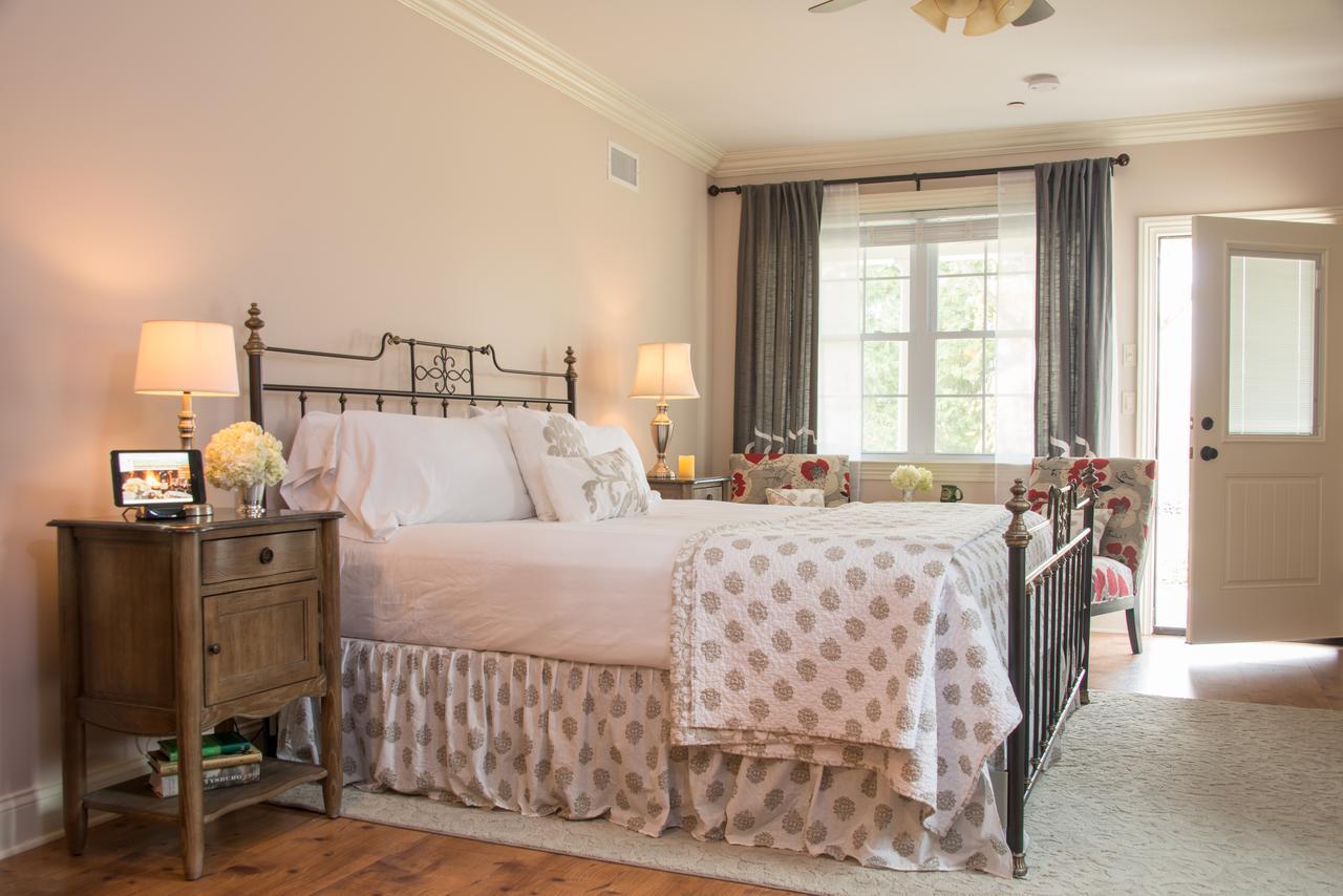Caldwell House Bed And Breakfast Salisbury Mills Bagian luar foto