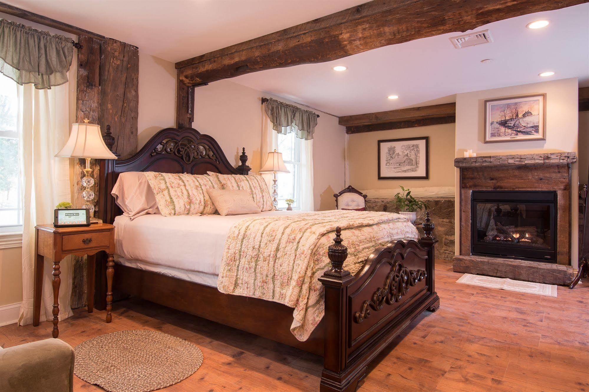 Caldwell House Bed And Breakfast Salisbury Mills Bagian luar foto